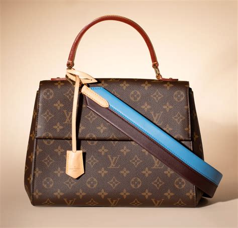 bolsa vermelha louis vuitton|Louis Vuitton bags 2022 collection.